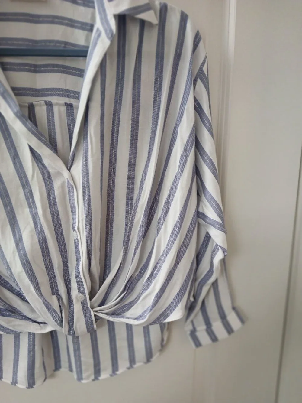 Lovestitch Women's Palmer Knot Front Striped Shirt Small - Picture 4 of 7